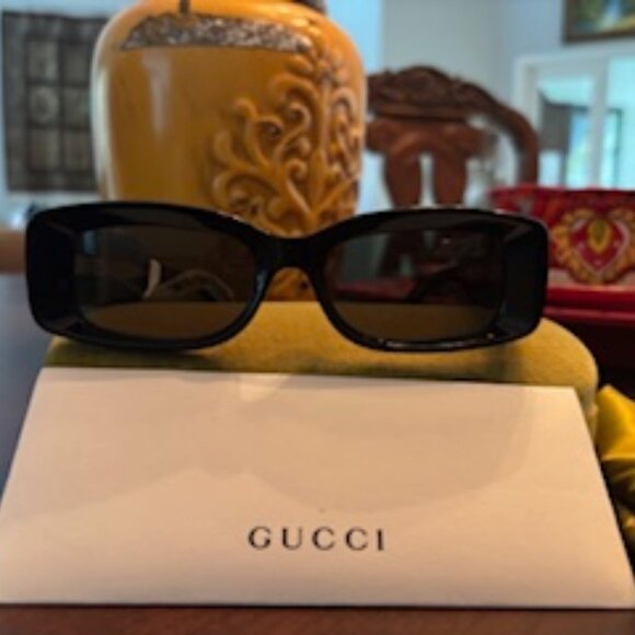 Gucci Sunglasses (black with Gucci written in gold tone